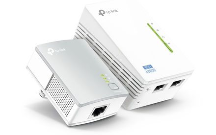 TP-LINK - Extensor Powerline Wi-Fi 300Mbps AV500 Kit de Inicio - TL-WPA4220KIT V1